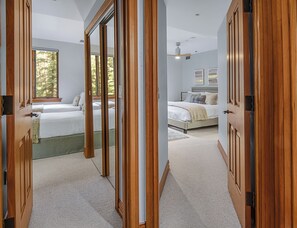 3 bedrooms, WiFi, bed sheets