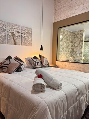 Design Room, 1 Queen Bed | Free WiFi, bed sheets - Pousada Bosque (Camanducaia)