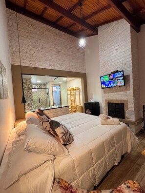 Design Room, 1 Queen Bed | Free WiFi, bed sheets - Pousada Bosque (Camanducaia)
