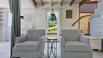 Smart TV, fireplace, foosball, offices