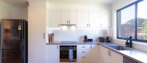 Fridge, microwave, oven, stovetop