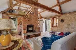 Interior - Wedgewood Barn | Cotswolds Holiday Let | 1 Bed & Sleeps 2 (Long Compton)