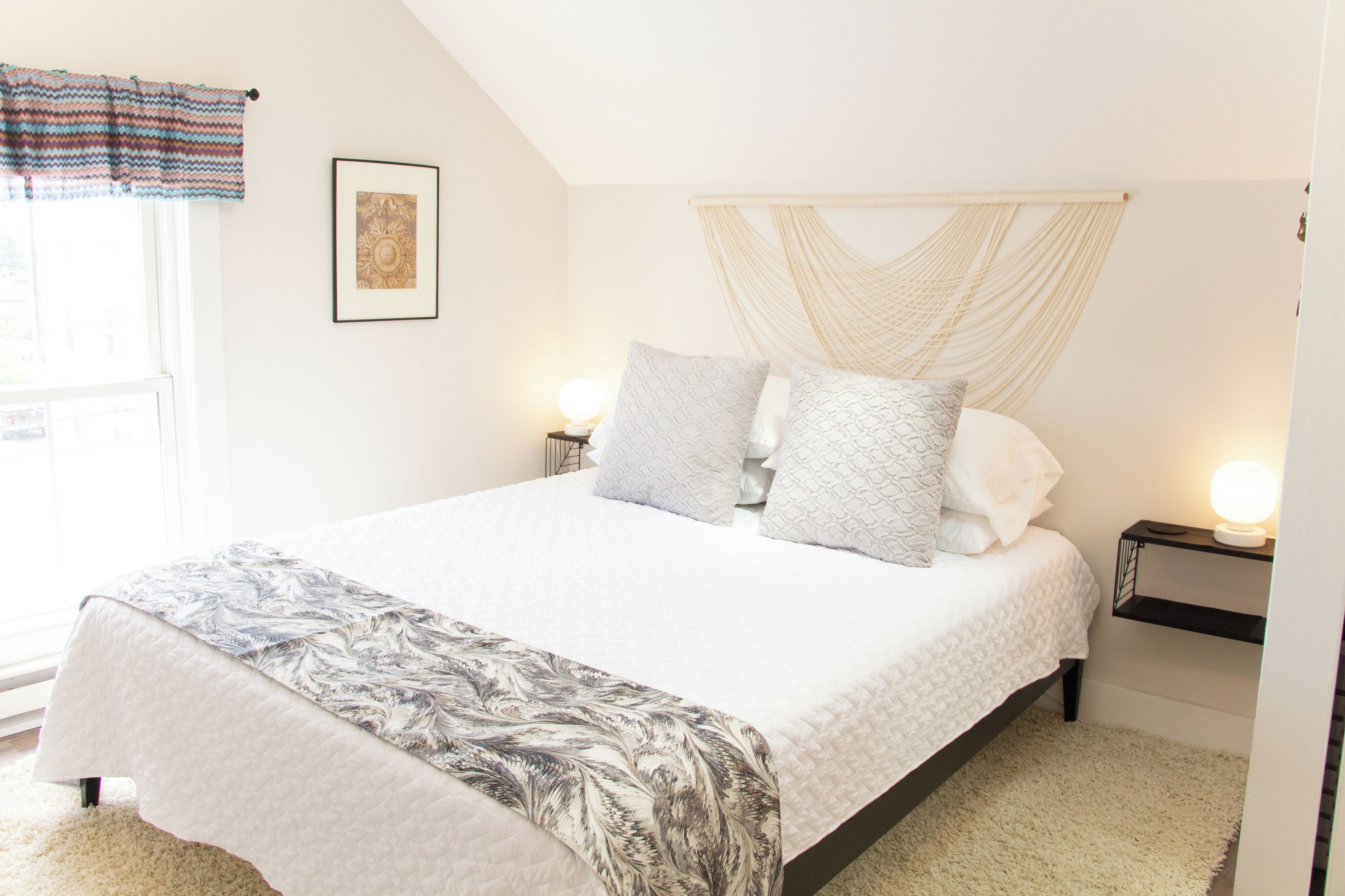 1 間睡房、書桌、上網、床單