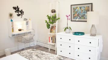 1 habitación, escritorio, internet y ropa de cama