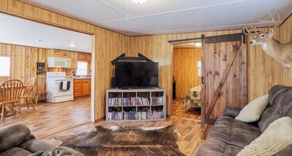 Wildlife Preserve camphouse in Jennings- Includes Tour