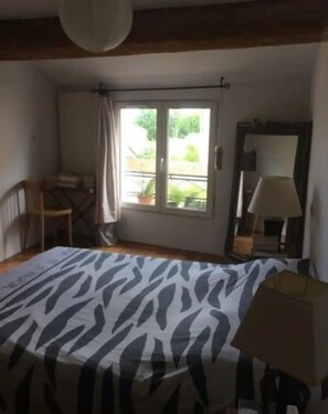4 Schlafzimmer, Bügeleisen/Bügelbrett, WLAN, Bettwäsche