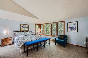 2 soverom, strykejern/-brett, wi-fi (inkludert) og sengetøy