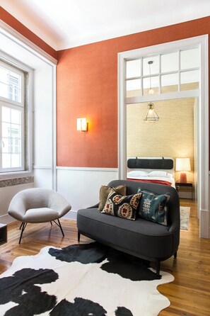 Luxuswohnung, 2 Schlafzimmer, 2 Bäder (2. Stock und kein Aufzug) | Wohnbereich