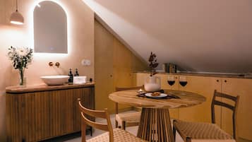 Studio Panorama, 1 Tempat Tidur Queen, teras, pemandangan kota | Area keluarga