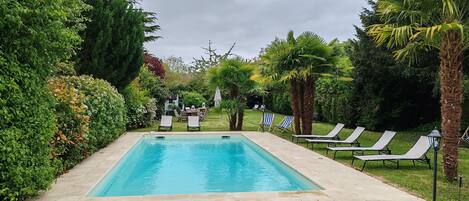 屋外プール、温水プール