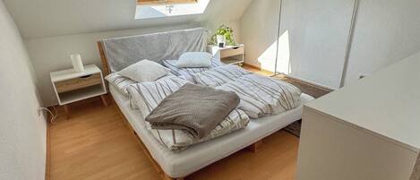 2 dormitoris, wifi i roba de llit