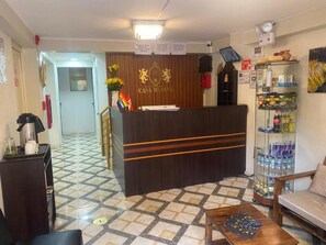 Reception - Casa Medina Hostal (Cusco)