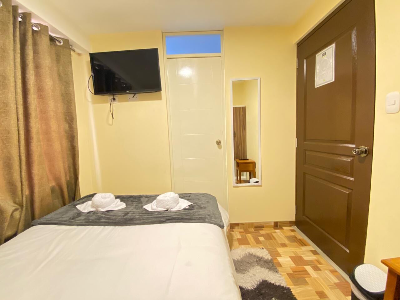 Standard Single Room, 1 Large Twin Bed, Non Smoking, Ensuite | Hypo-allergenic bedding, down comforters, blackout drapes, free WiFi