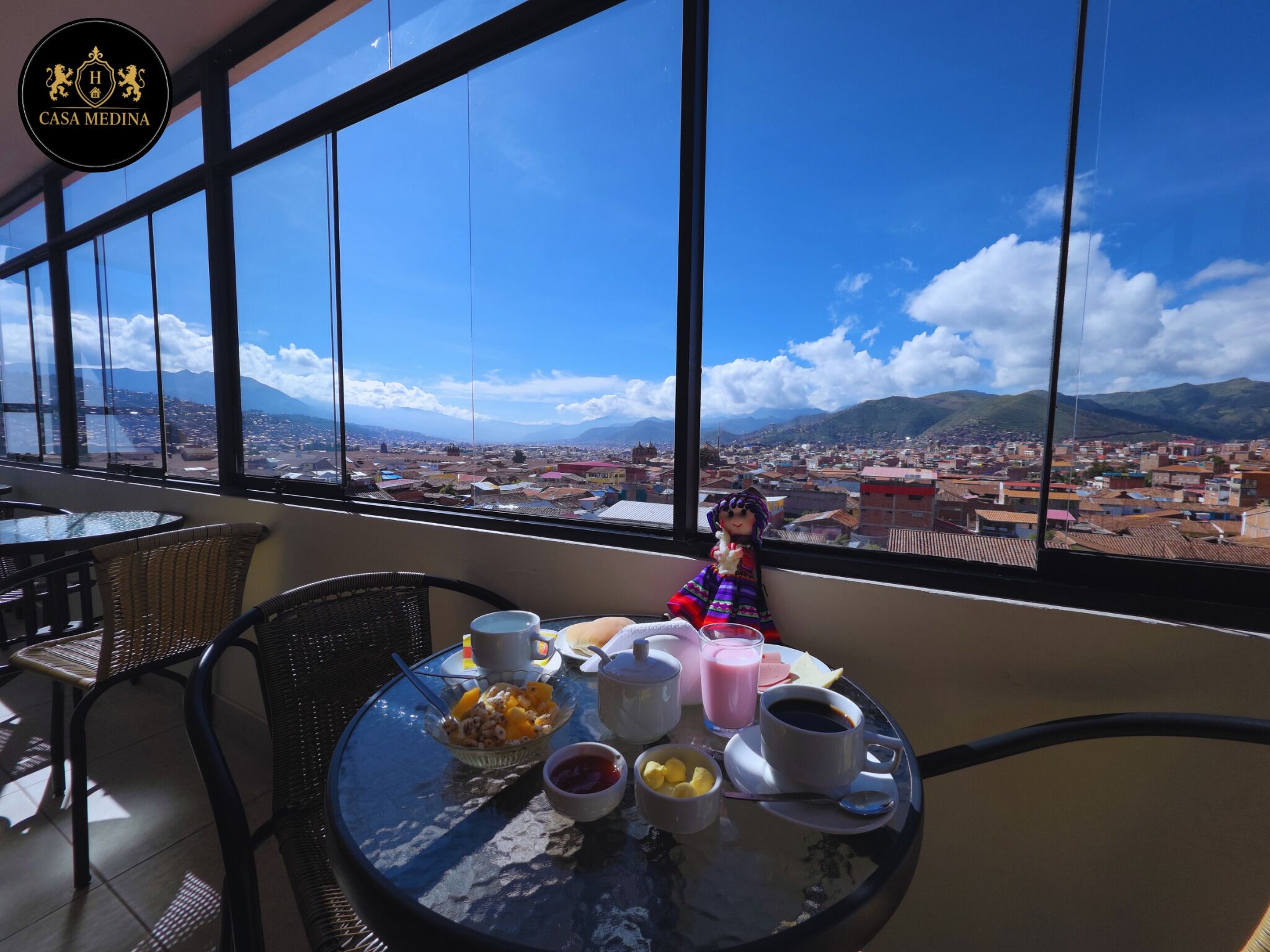 Free daily continental breakfast