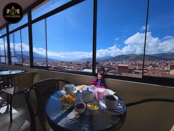 Desayuno continental incluido todos los días