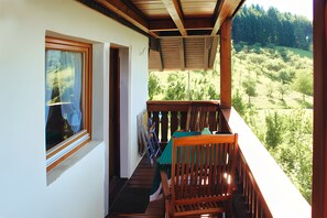 Chambre, 1 chambre, balcon | Terrain de l’hébergement