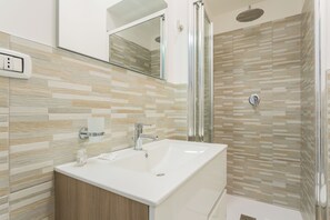 Apartment, Balcony | Bathroom | Shower, free toiletries, hair dryer, bidet - Casa Pasquina By Wonderful Italy (Bari)