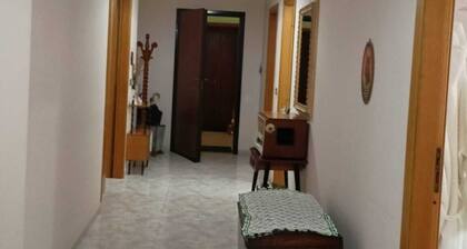 Apartment with 3 bedrooms, 3 bathrooms and large living room with terrace
