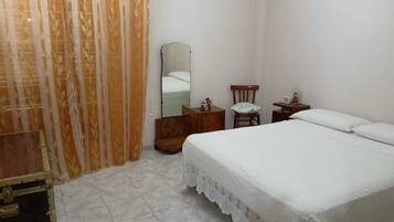 3 多间卧室、熨斗/熨衣板、WiFi、床单