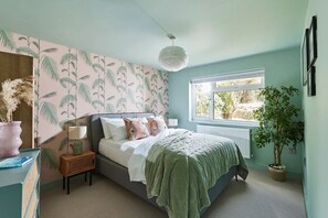 3 chambres, fer et planche à repasser, accès au Wi-Fi (inclus)