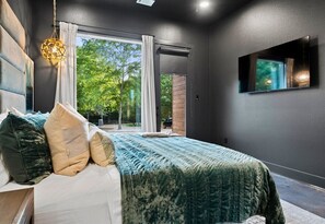 5 bedrooms, WiFi, bed sheets - Heated Pool | Indoor Slide | Lakeside w/Dock (Host Springs)
