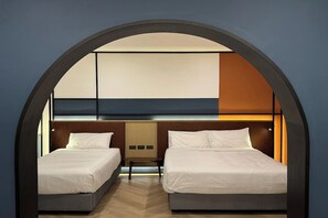 Deluxe King Suite | 1 ห้องนอน, ตู้นิรภัยในห้องพัก, โต๊ะทำงาน, ผ้าม่านกันแสง