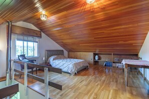 5 slaapkamers, een strijkplank/strijkijzer, gratis wifi, beddengoed