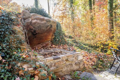 Castle Cliff Riverfront Cottage Peaceful Private Less than15 min to Harrisonburg