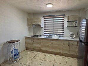 Fridge, microwave, oven, dishwasher - Lomas Altas Tonala Céntrico 8 (Tonalá)