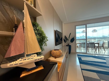 3 bedrooms, individually decorated, individually furnished