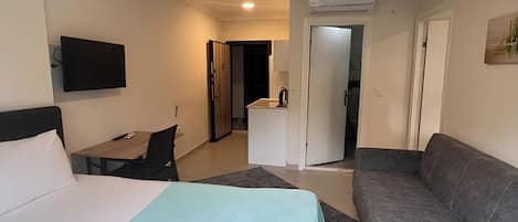 Classic Condo | 2 bedrooms, free WiFi