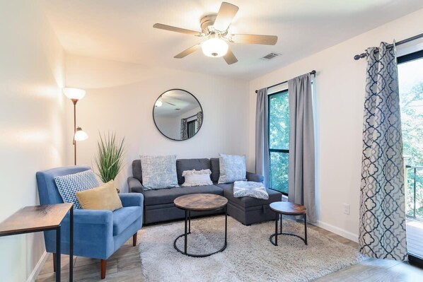 تلفزيون، مكتب