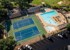 Sports court - The Capital Indoor Outdoor Pool, Hot tub & More (Branson)