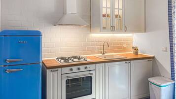 Réfrigérateur, plaque de cuisson