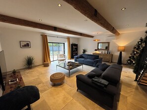 Smart TV, ping pong, books - Gîte La Vade Carcassonne (Carcassonne)