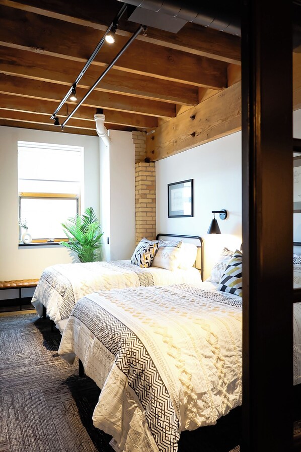 2 chambres, fer et planche à repasser, lit parapluie, Wi-Fi gratuit