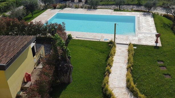 Seasonal outdoor pool - Albergo Quattro Pini (Pozzolengo)