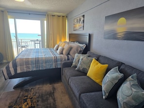 1 bedroom, iron/ironing board, free WiFi, bed sheets - Seaz The Dayz in a Newly Renovated Oceanfront Studio
POOL/ OCEAN ACCESS OPEN (Daytona Beach)