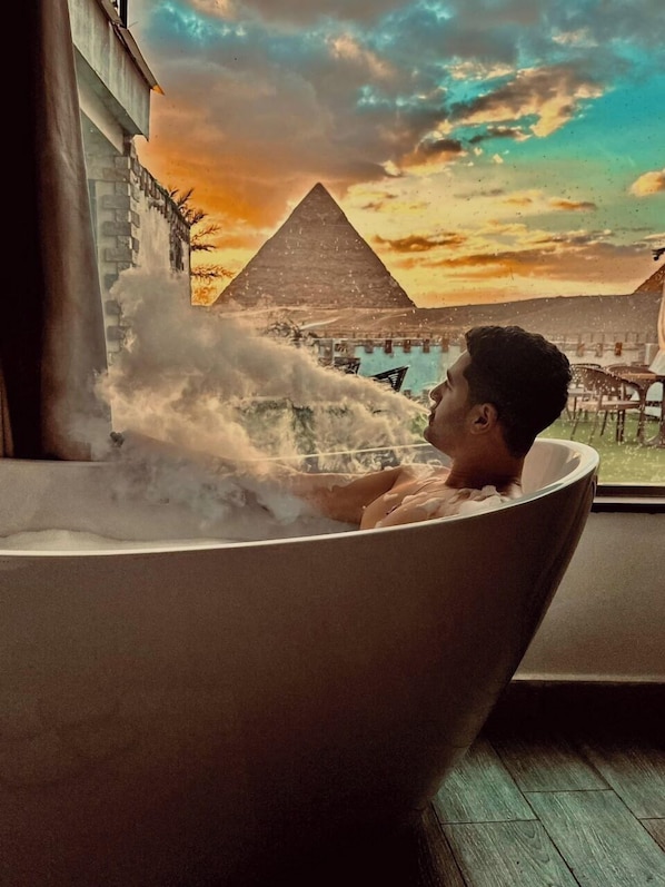 Minibar, soundproofing, free WiFi - White House Pyramids View (Giza)