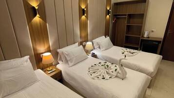 Minibar, soundproofing, free WiFi