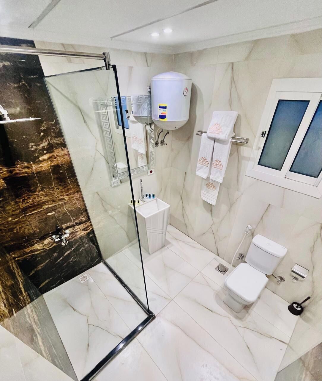 Foto - White House Pyramids view