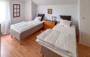 4 bedrooms, free WiFi