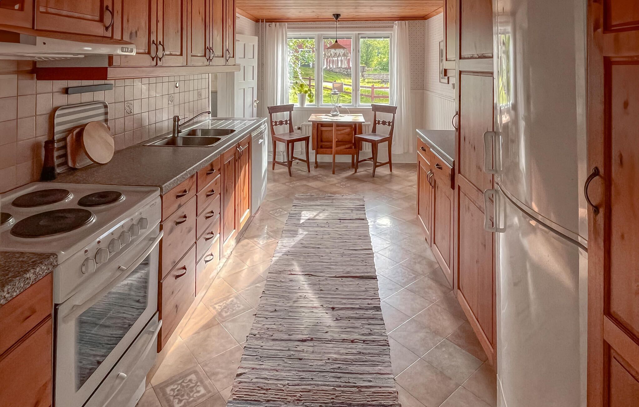 Kühlschrank, Herdplatte, Geschirrspüler