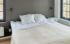2 bedrooms, free WiFi