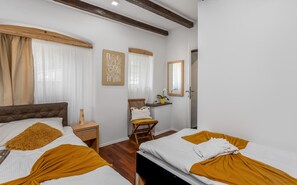 4 bedrooms, iron/ironing board, travel cot, free WiFi