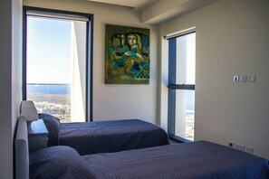 3 habitaciones, tabla de planchar con plancha y wifi gratis