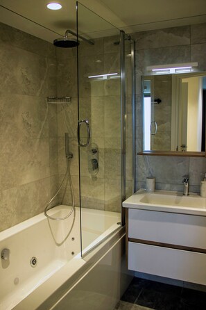 Hair dryer, towels, soap, shampoo