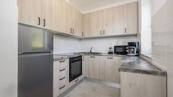 Frigorífic, forn, placa de cuina i rentaplats