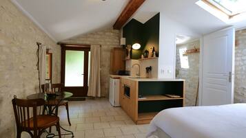 1 chambre, Wi-Fi gratuit, draps fournis