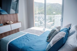 2 chambres, fer et planche à repasser, Wi-Fi gratuit, draps fournis